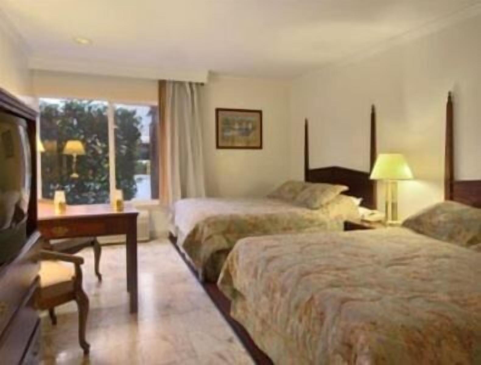 Merced Inn & Suites Ruang foto